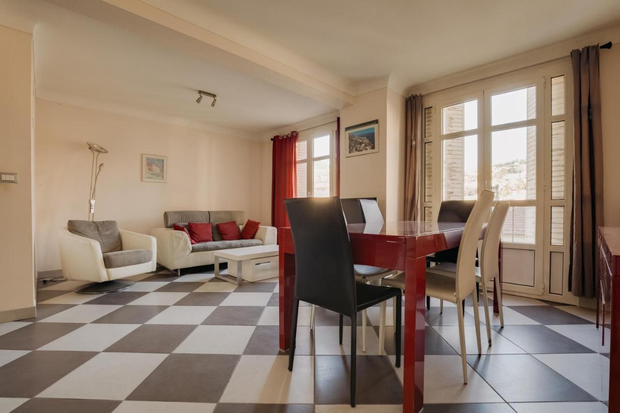 Charming Flat In The Middle Of Nizza Esterno foto